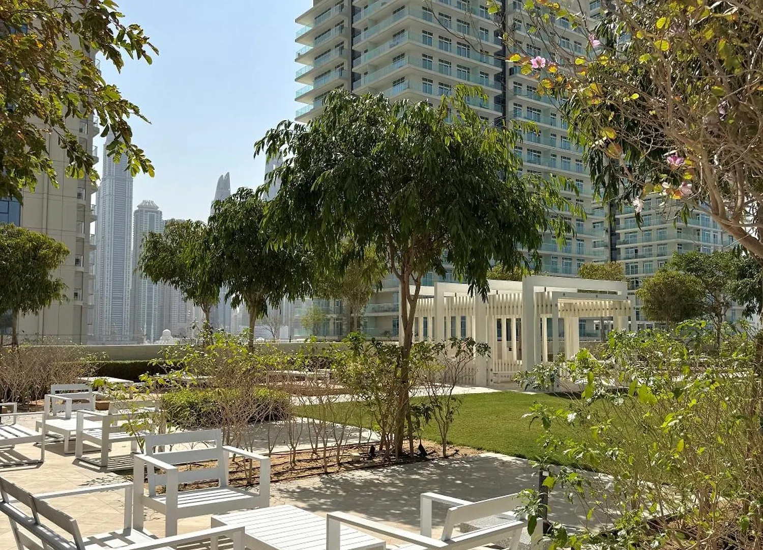 Luxury 2 Bedroom Apartment With Sea Views & Private Beach Access Dubai